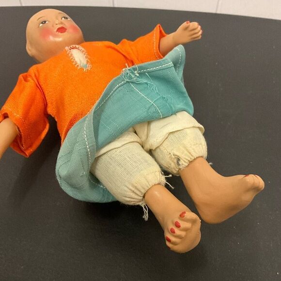 Vintage Chinese Ethnic Malaya Doll Handpainted with Clothing - Picture 7 of 7